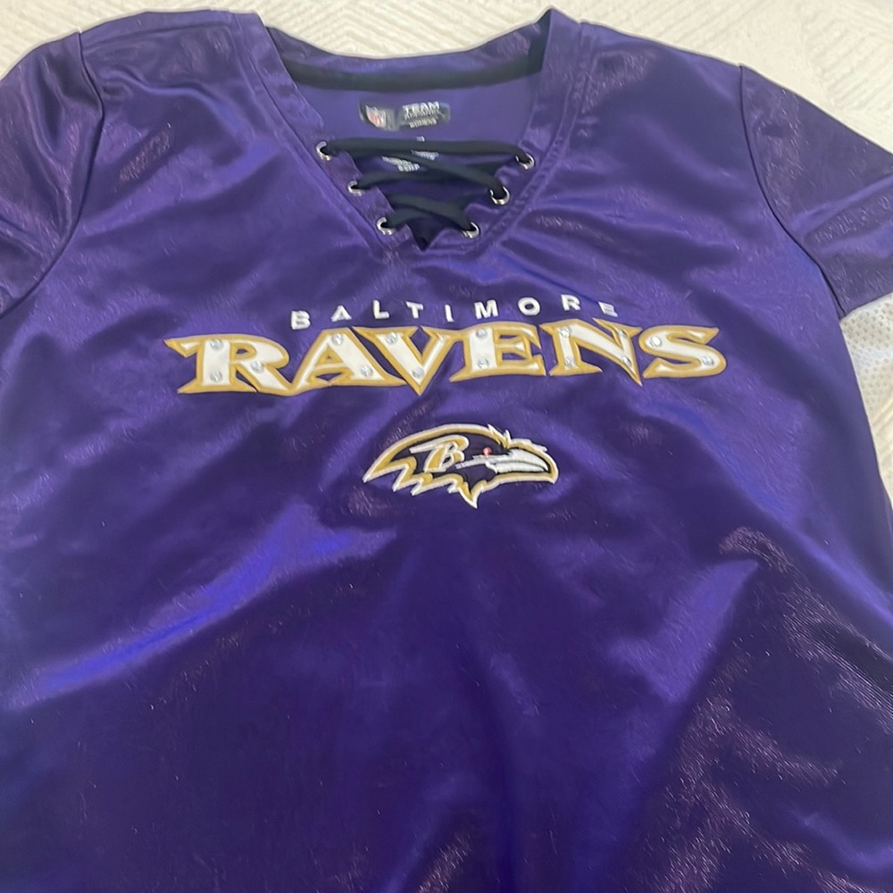 Women’s small Baltimore Ravens jersey shirt